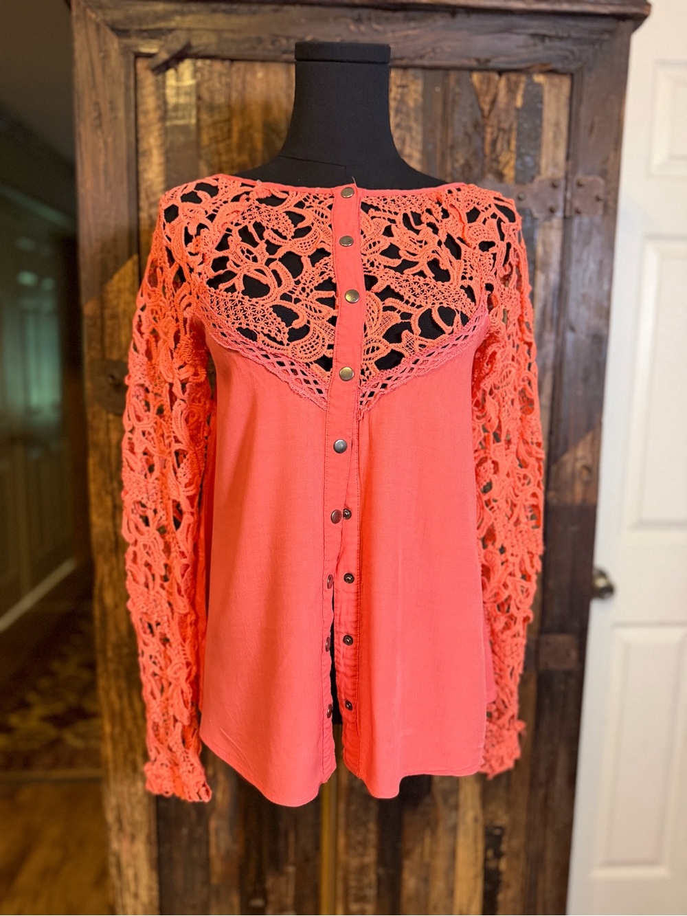 Coral Crochet lace Snap Front Blouse S Boho Western Rayon prairie